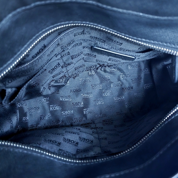 Michael Kors Medium Dillon Studded Leather Satchel π€ Luxury Designer Bag - Picture 11 of 16